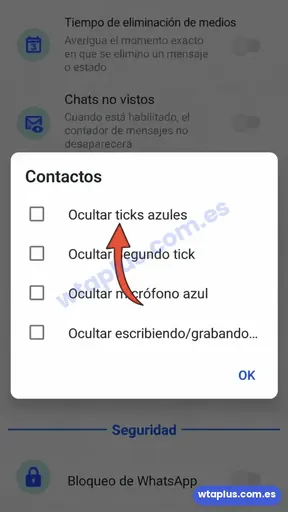 Diálogo Contactos de WhatsApp Plus con la opción Ocultar ticks azules señalada