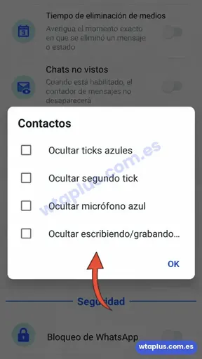Diálogo Contactos de WhatsApp Plus con la opción Ocultar escribiendo o grabando señalada